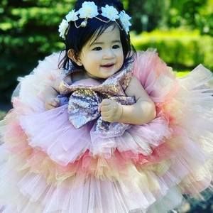 Meet your Posher, Alma